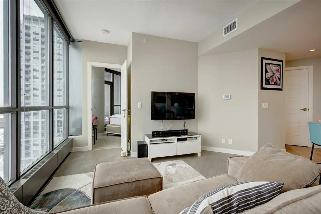 225 11 Avenue SE, #2305