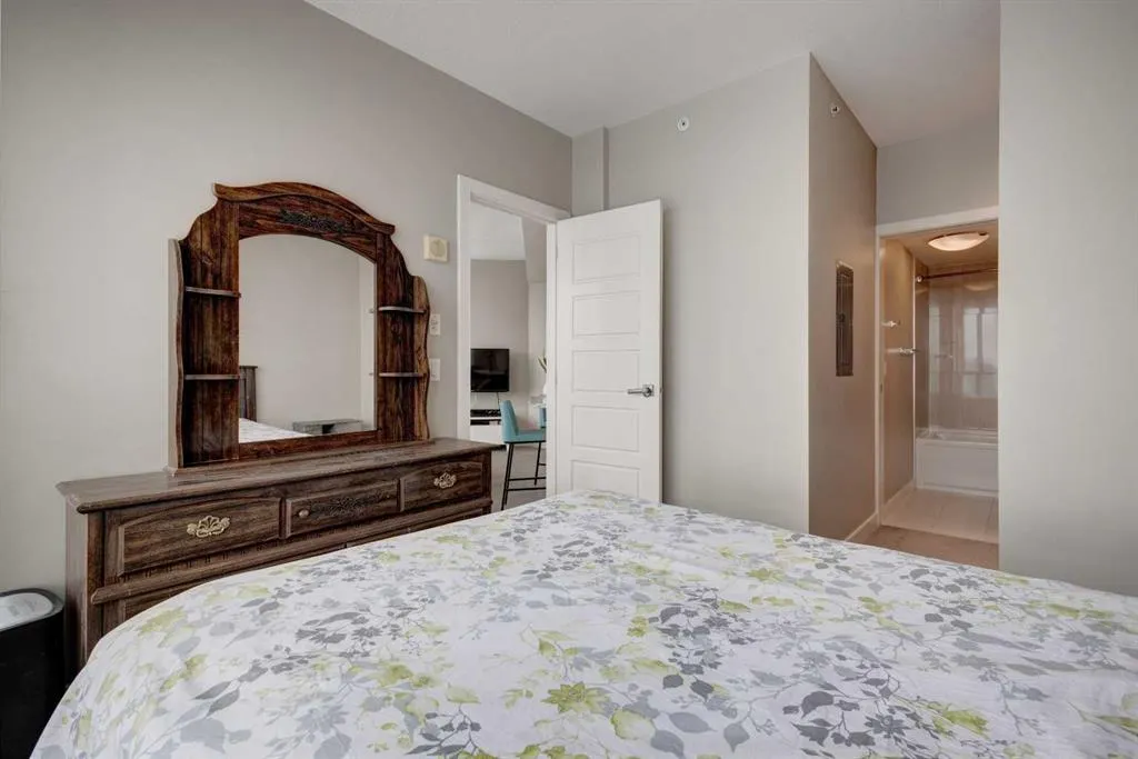 225 11 Avenue SE, #2305