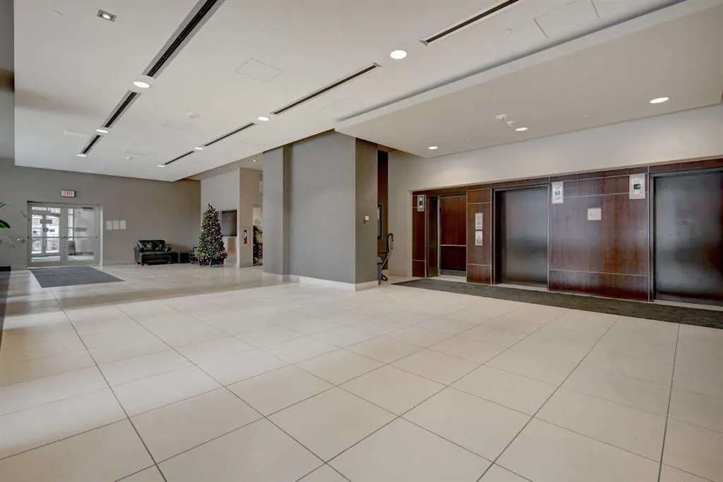 225 11 Avenue SE, #2305