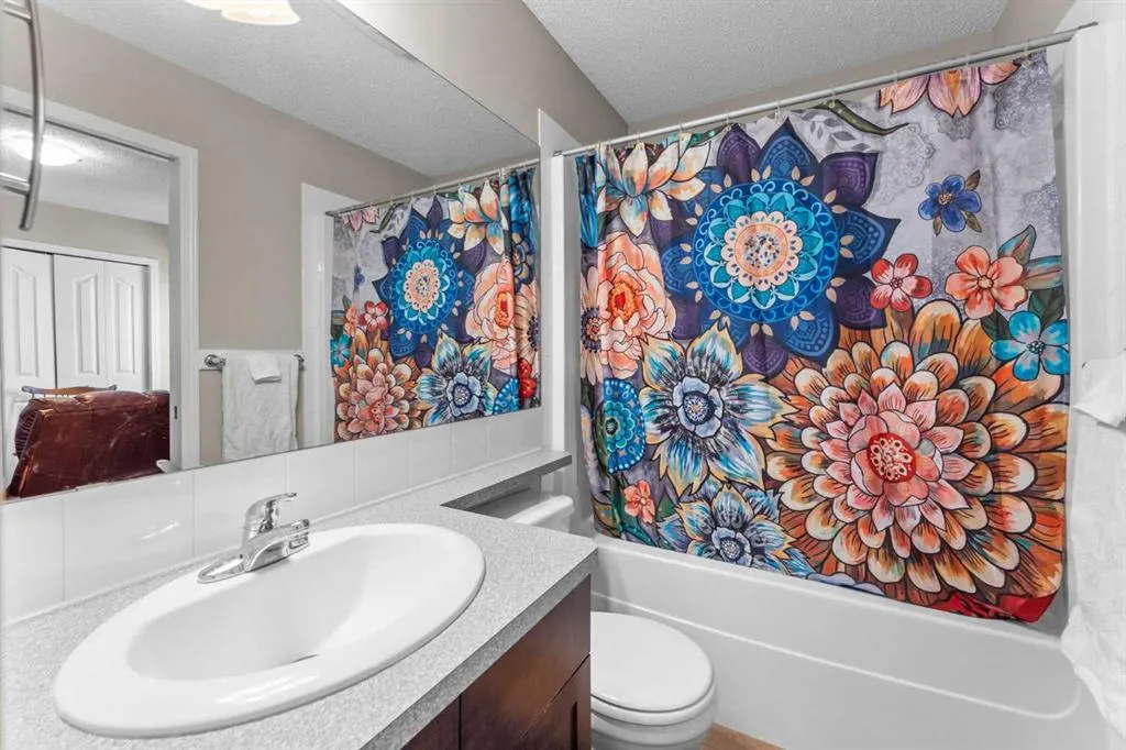 195 Cranberry Close SE