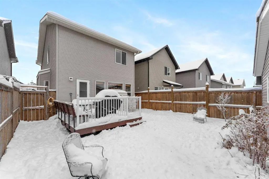 195 Cranberry Close SE