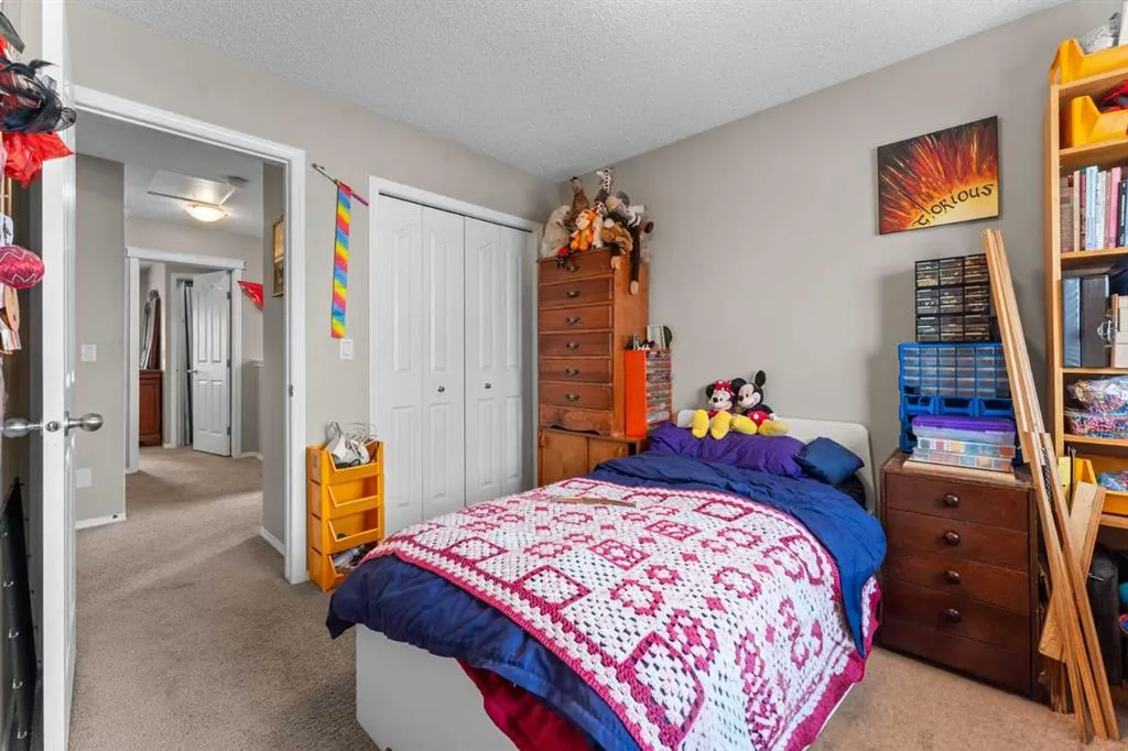 195 Cranberry Close SE