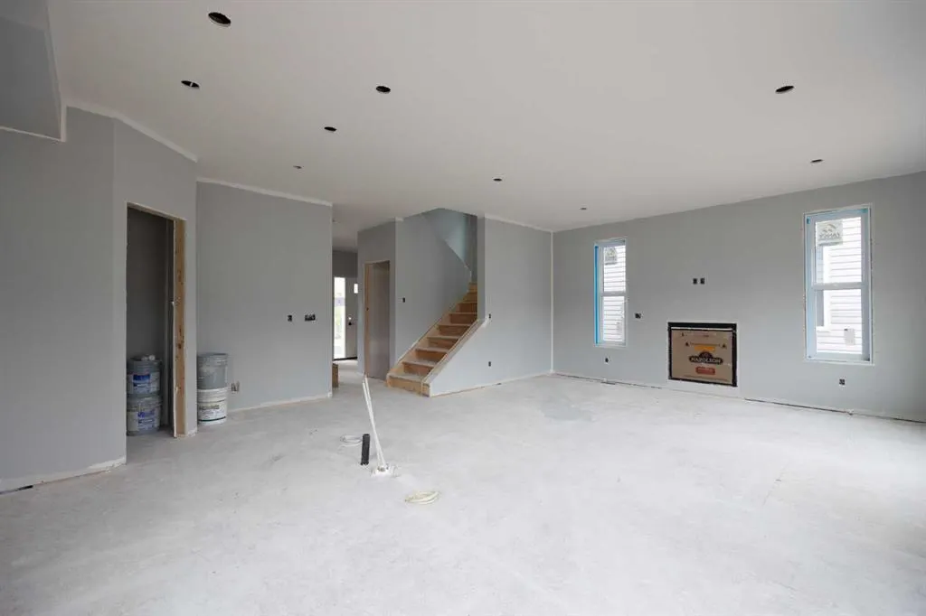 185 Dafoe Way