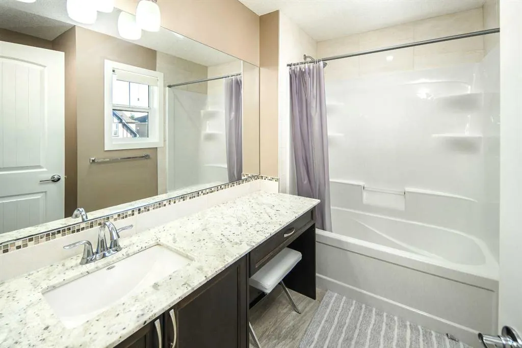 1224 Brightoncrest Green SE