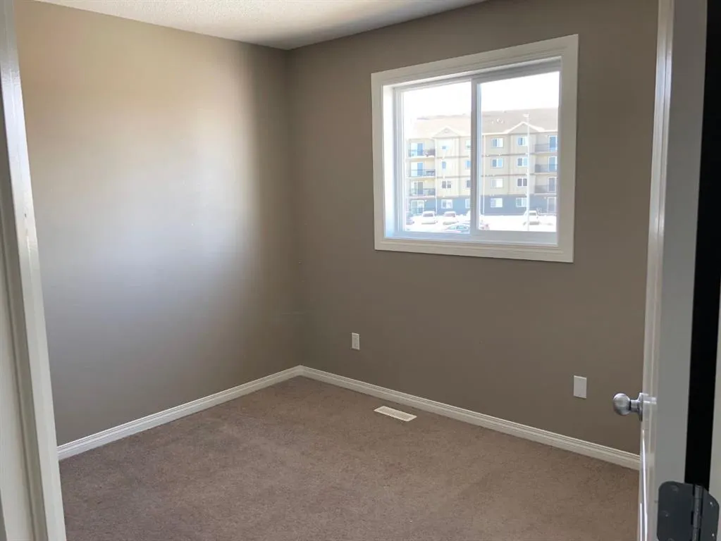 6802 50 Avenue, #31