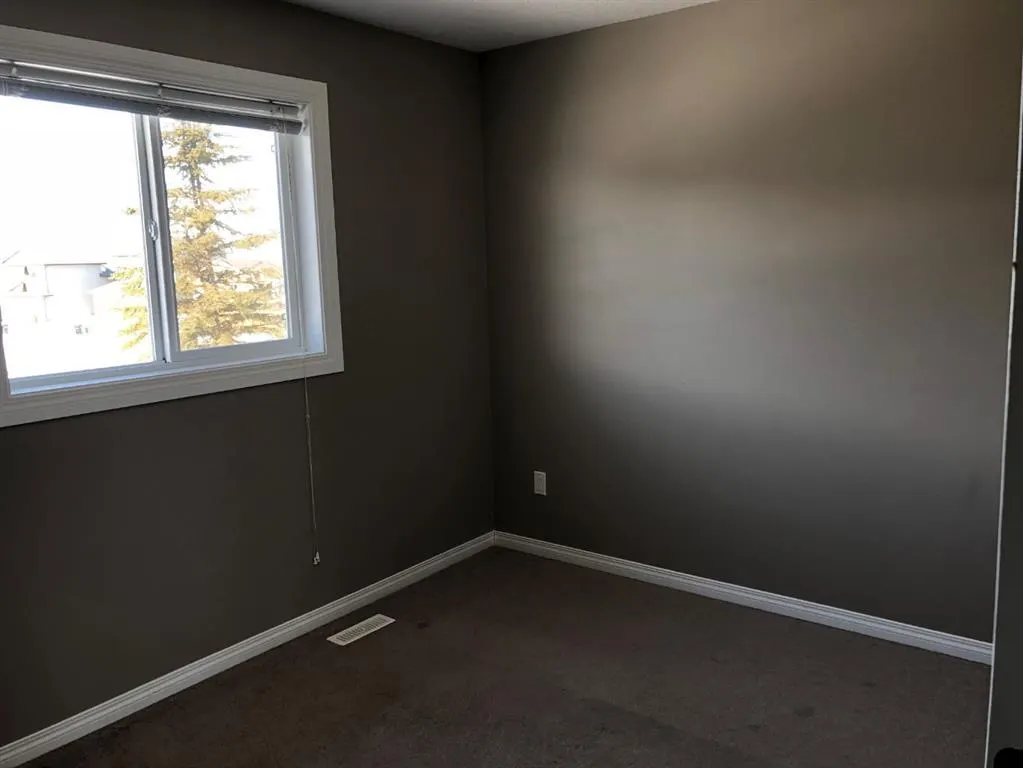 6802 50 Avenue, #31