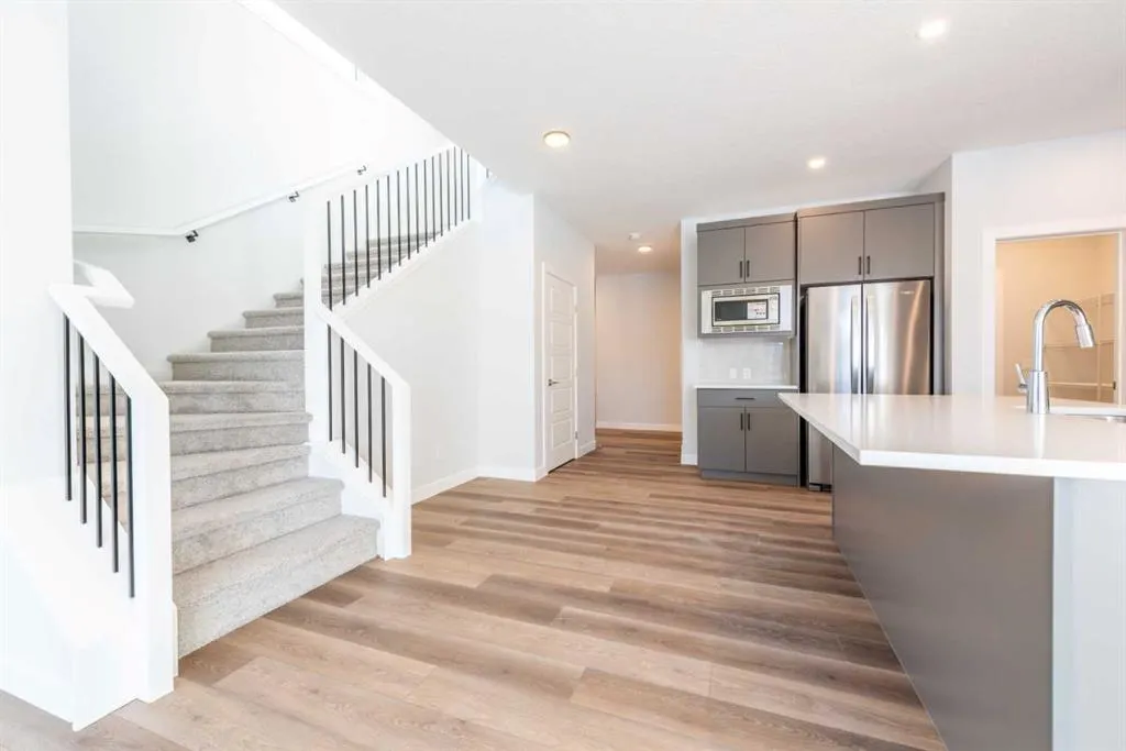 66 Legacy Reach Park SE