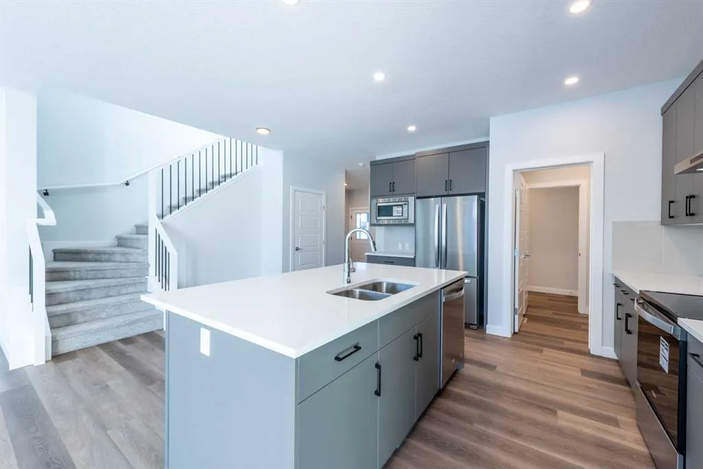 66 Legacy Reach Park SE