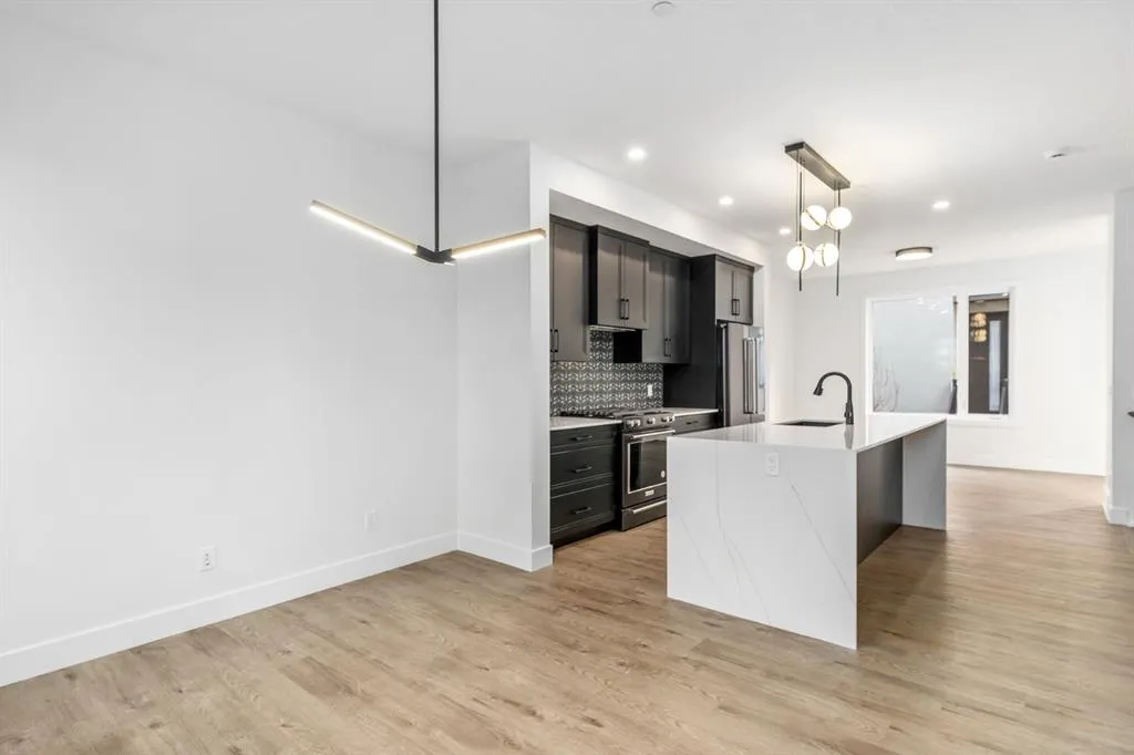 2220 26 Avenue SW, #5
