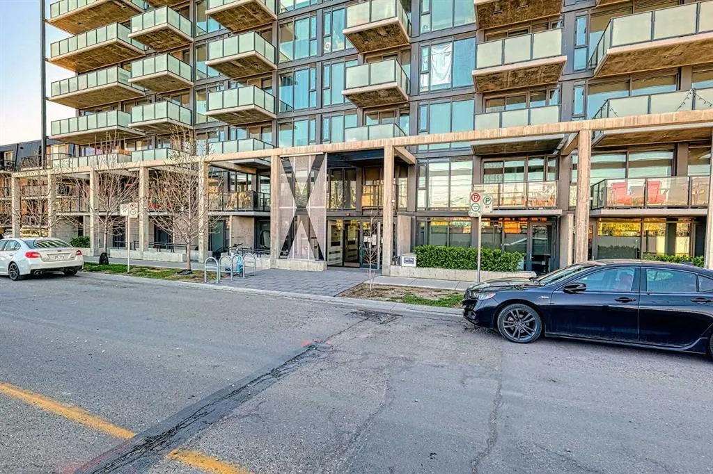 327 9A Street NW, #403