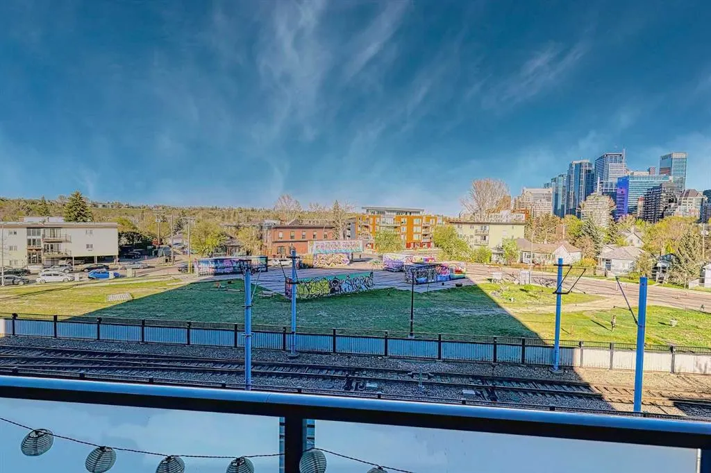 327 9A Street NW, #403