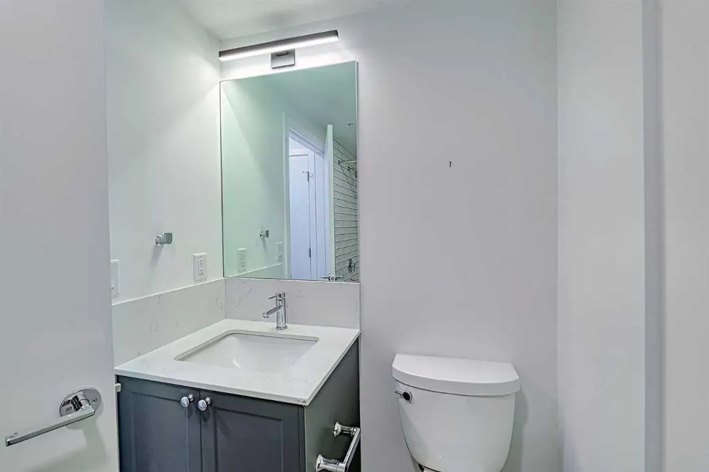 327 9A Street NW, #403
