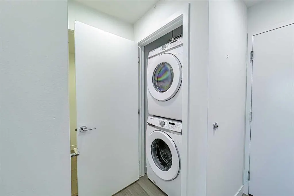 327 9A Street NW, #403