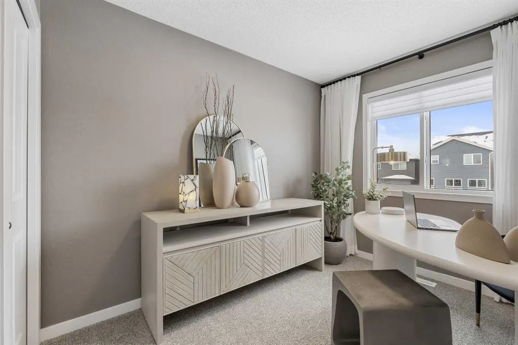 536 Legacy Circle SE