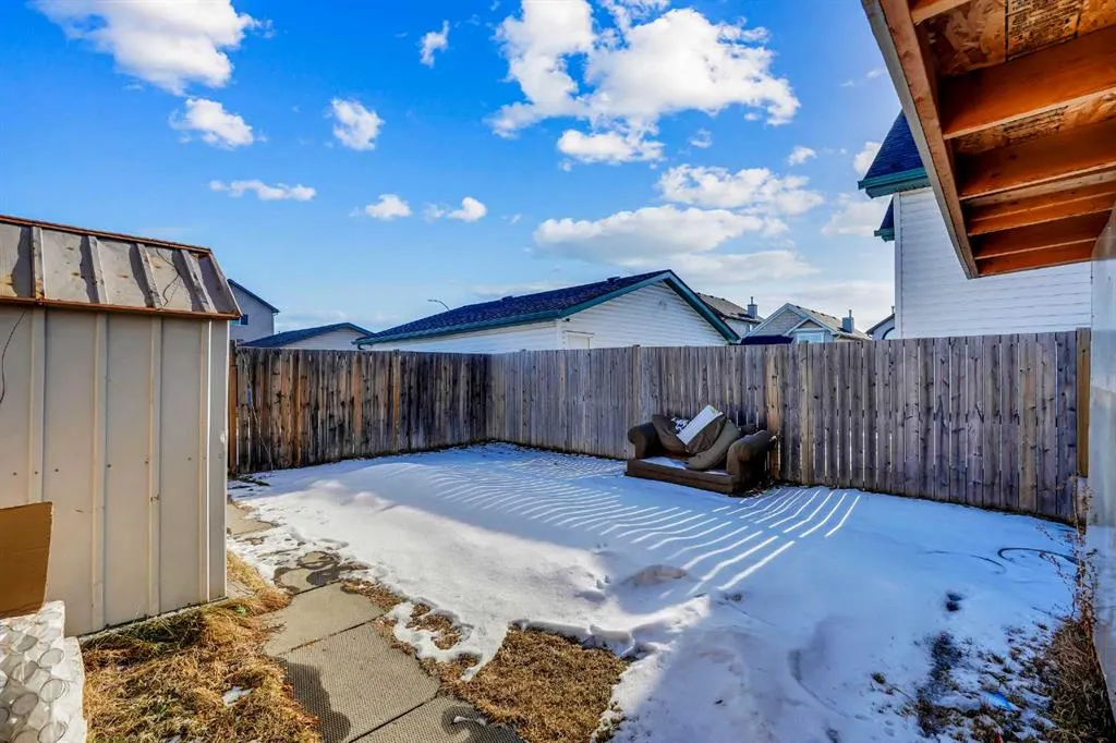 54 Taracove Road NE