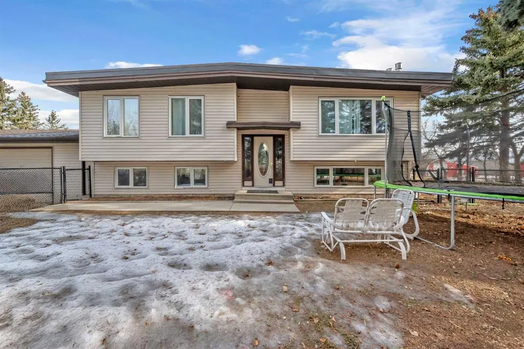 255192 Range Road 282