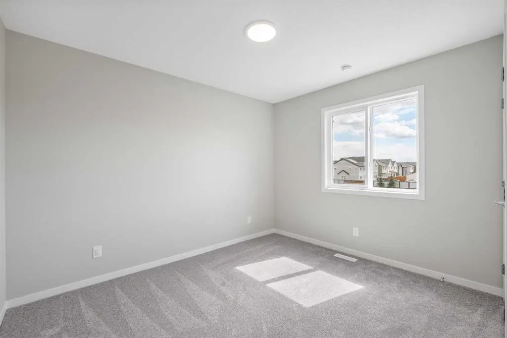 324 Magnolia Crescent SE