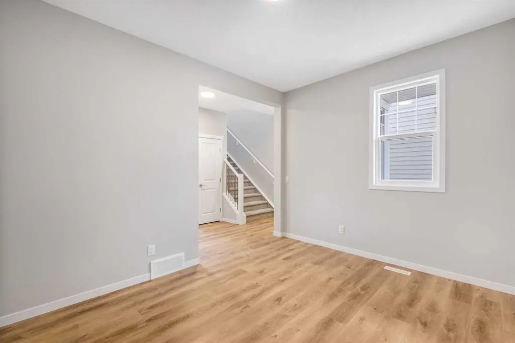 324 Magnolia Crescent SE