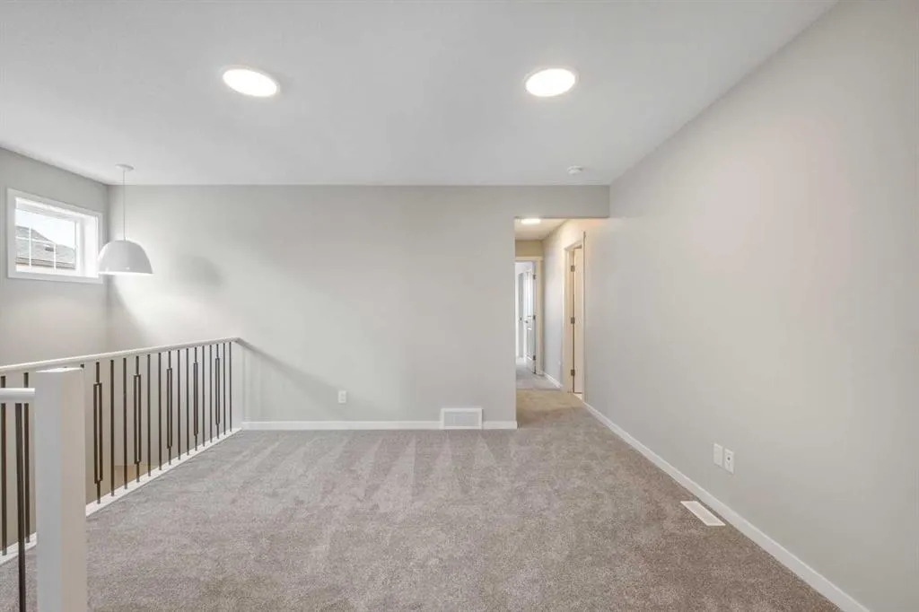 324 Magnolia Crescent SE