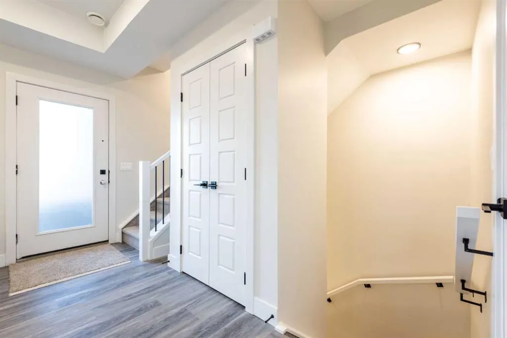 2635 1 Avenue NW, #2