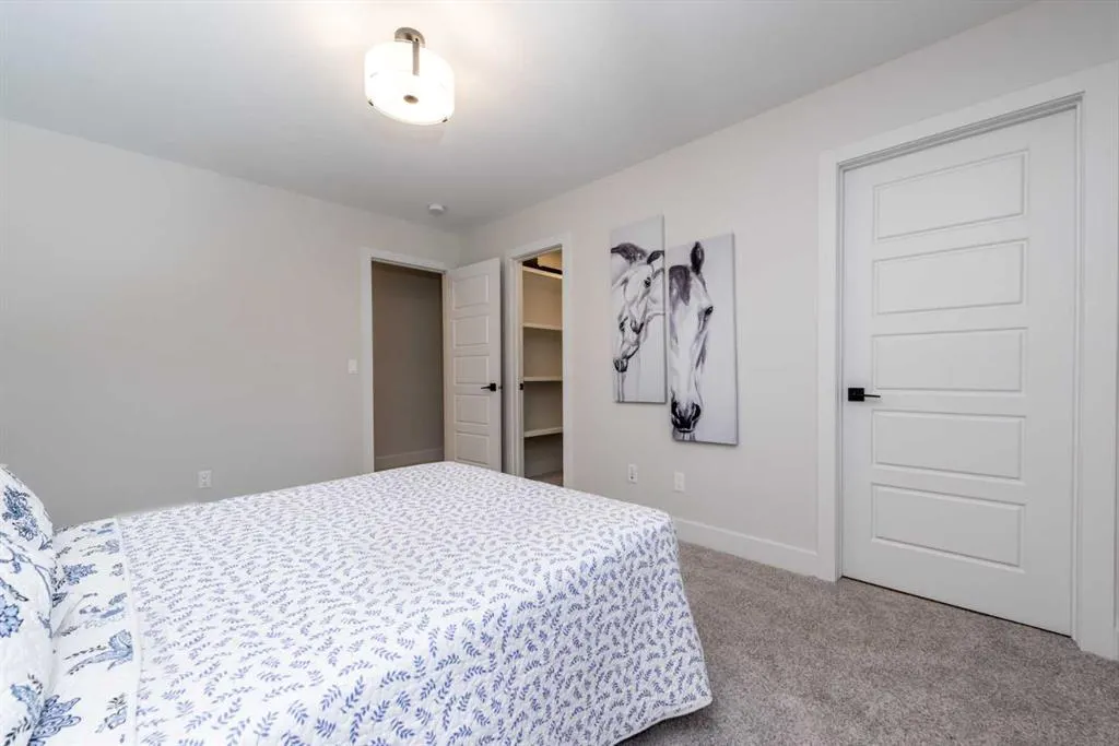 2635 1 Avenue NW, #2