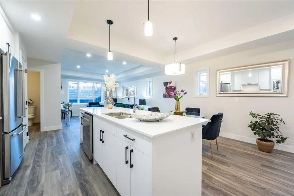 2635 1 Avenue NW, #2