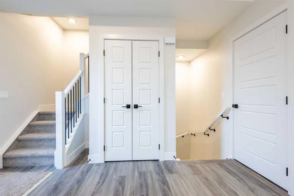 2635 1 Avenue NW, #2