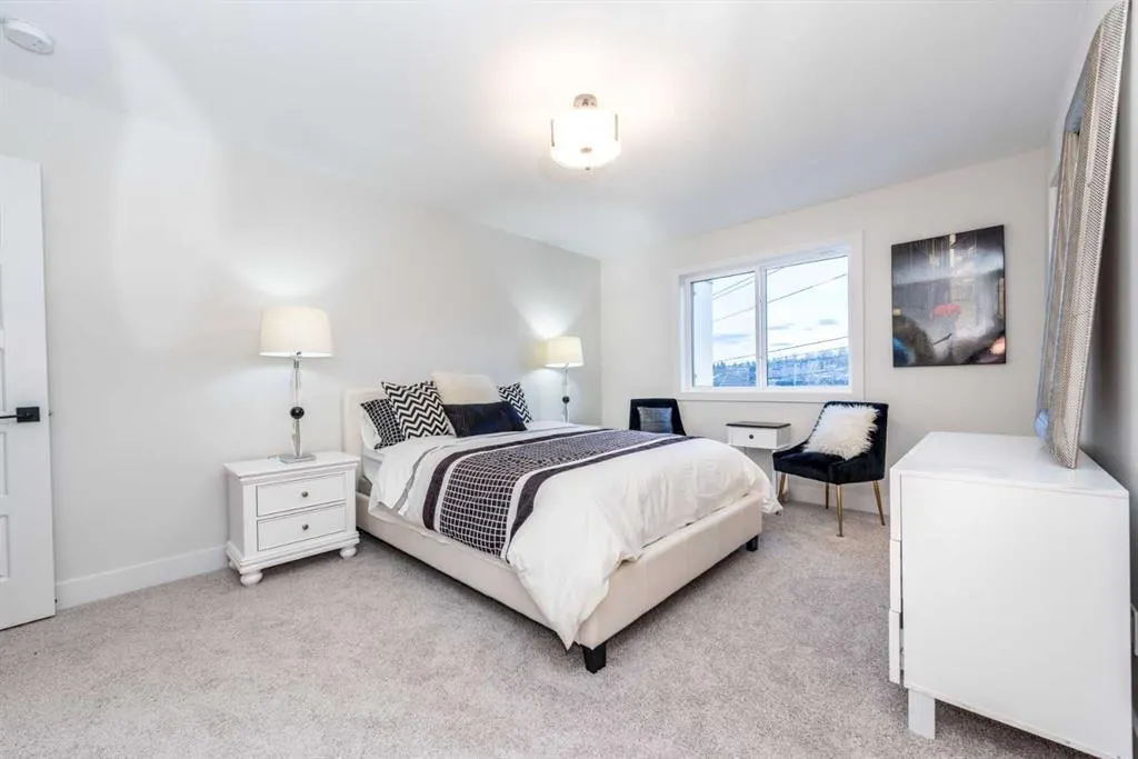 2635 1 Avenue NW, #2