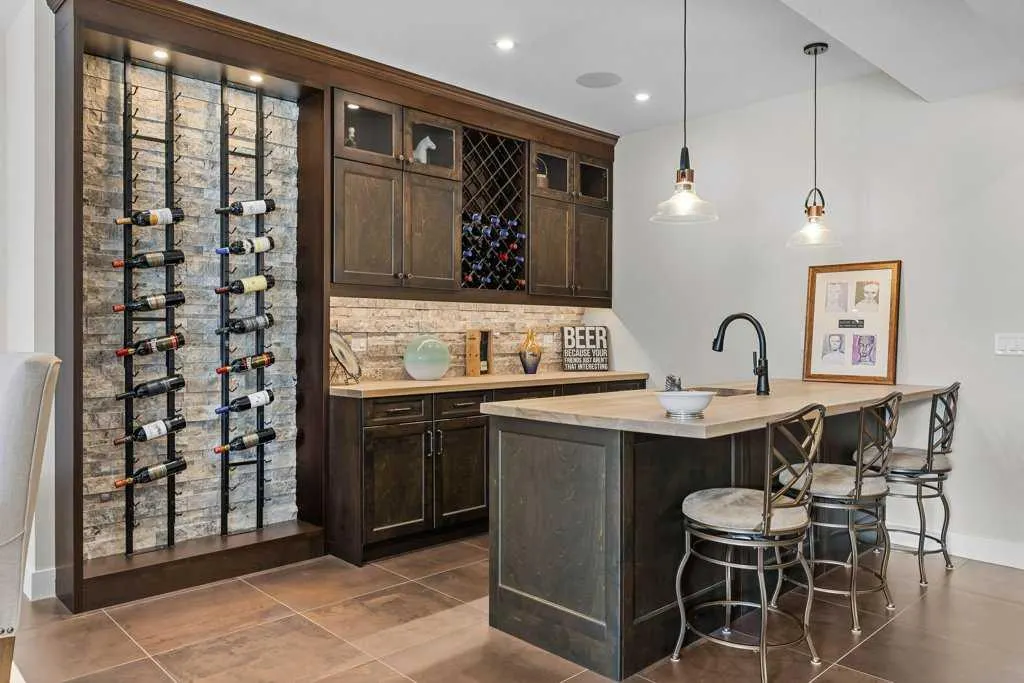137 Silvertip Ridge