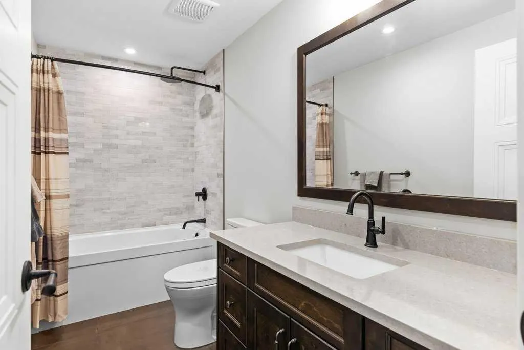 137 Silvertip Ridge