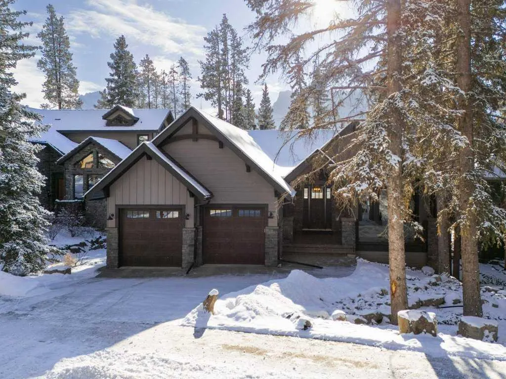 137 Silvertip Ridge