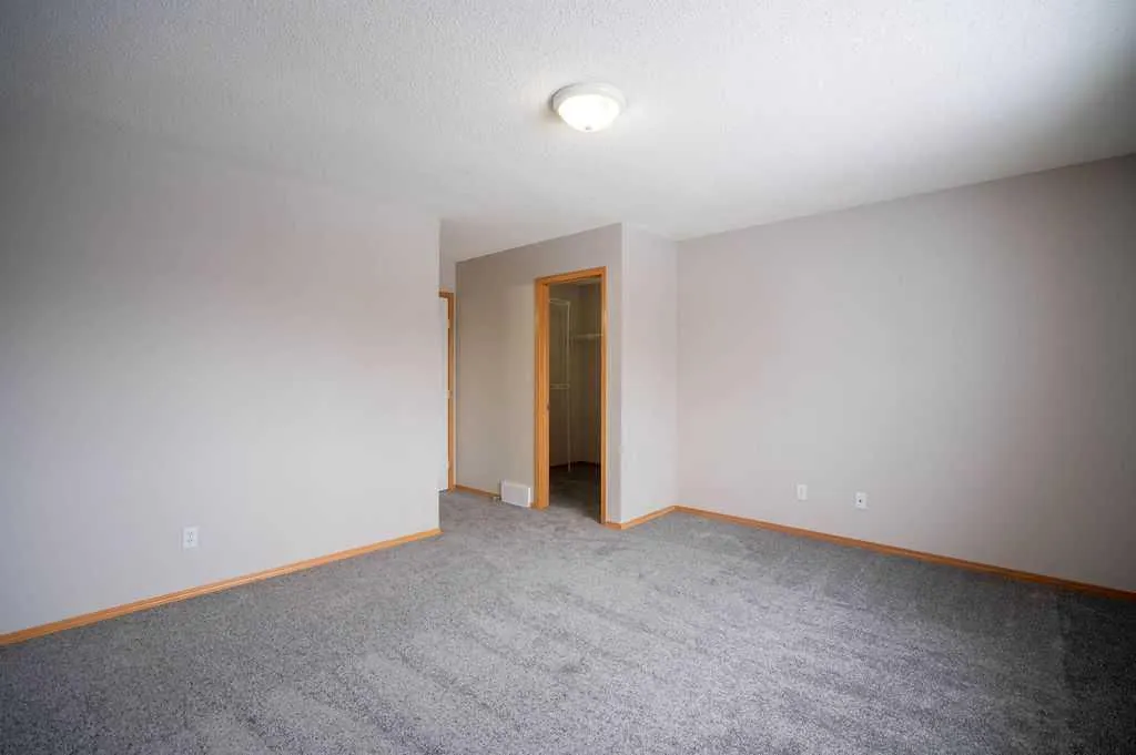 14 Taralea Bay NE