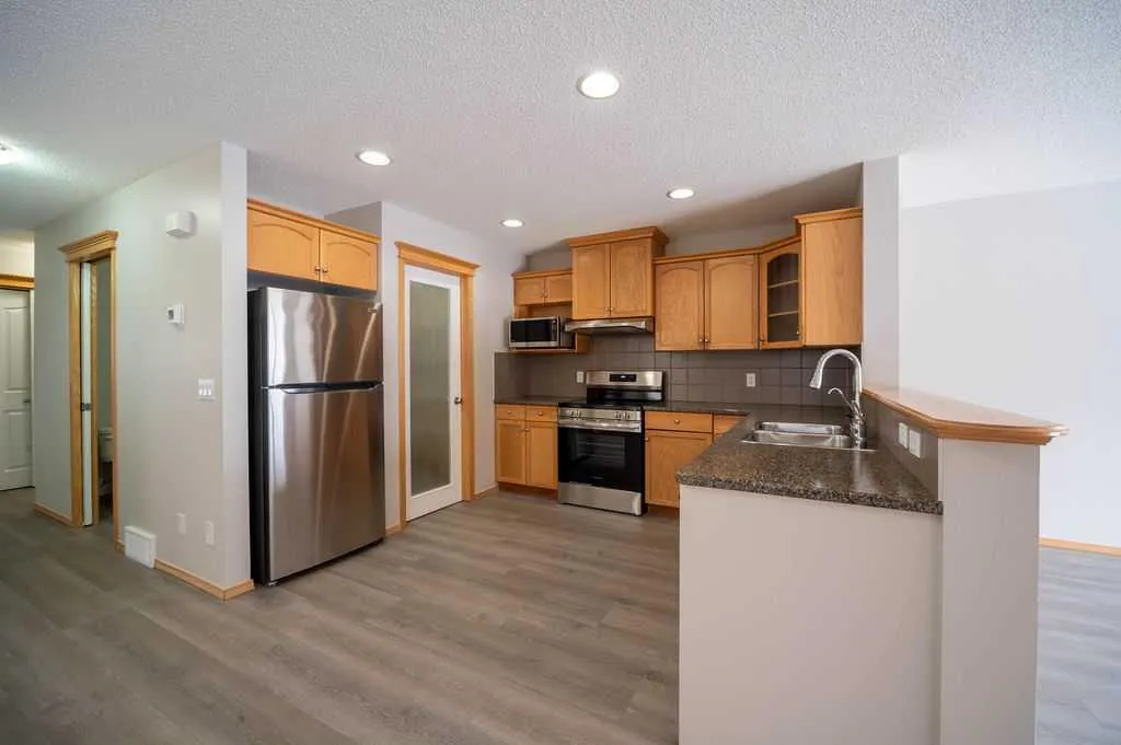 14 Taralea Bay NE