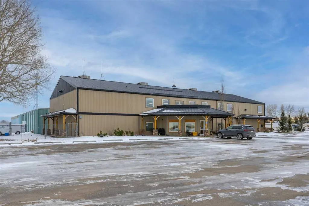64137 Highway 543 E