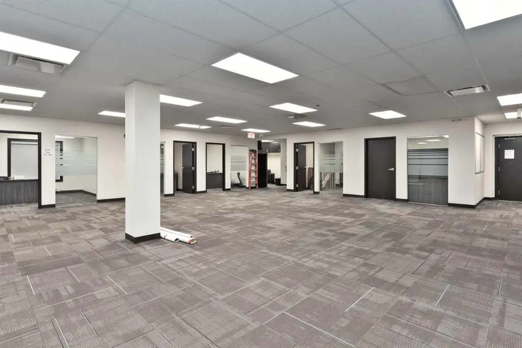 64137 Highway 543 E