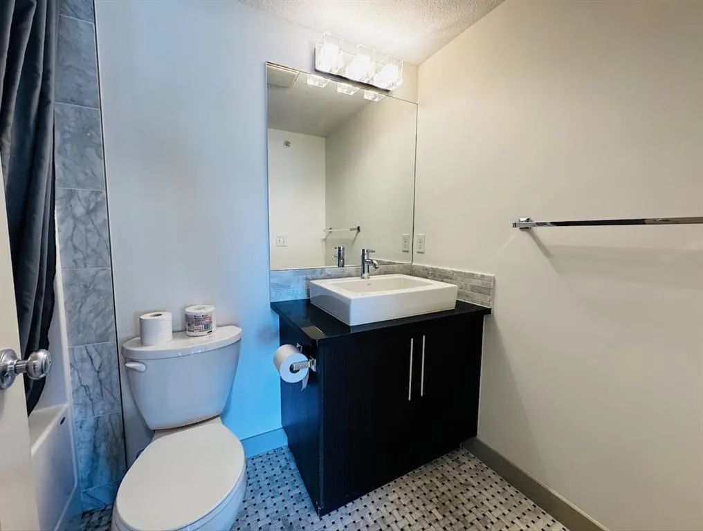 155 Skyview Ranch Way NE, #6406