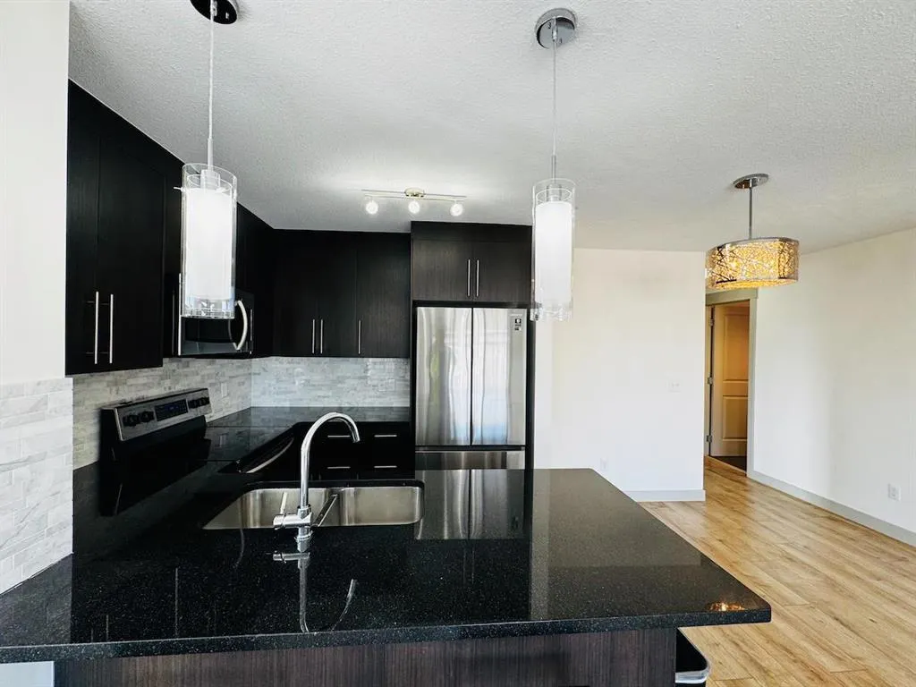 155 Skyview Ranch Way NE, #6406