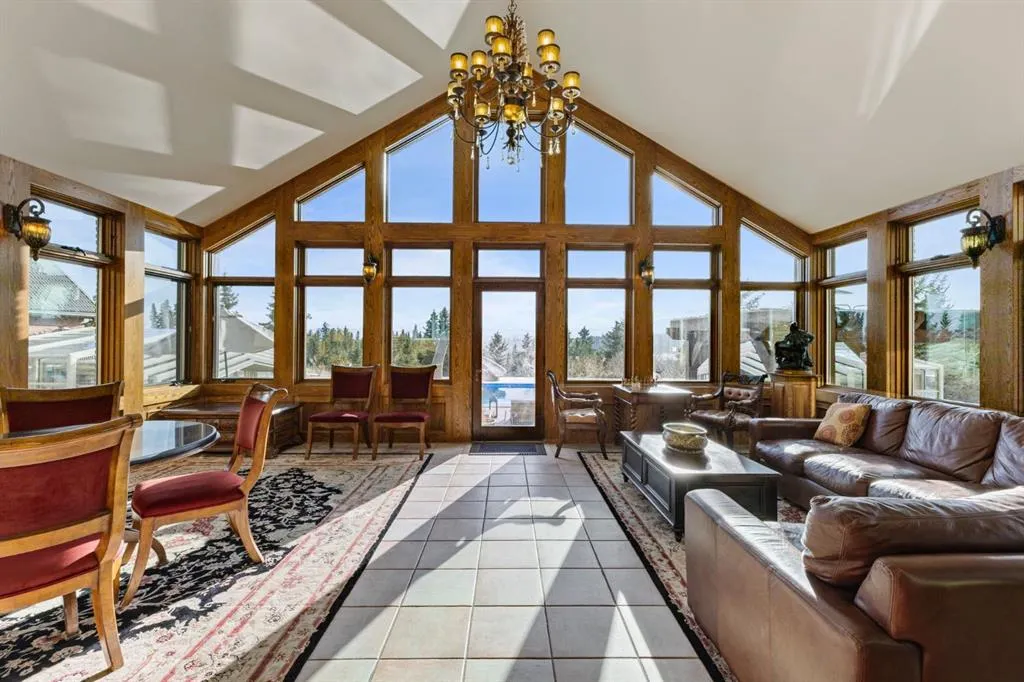 290142 Parkins Road W, #100