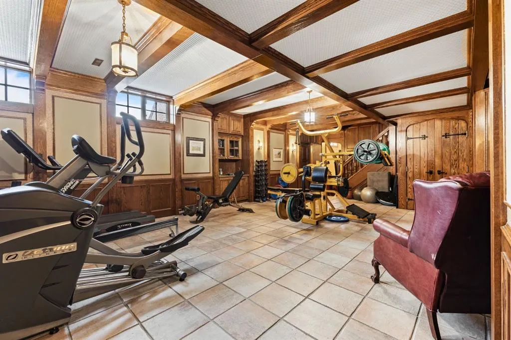 290142 Parkins Road W, #100