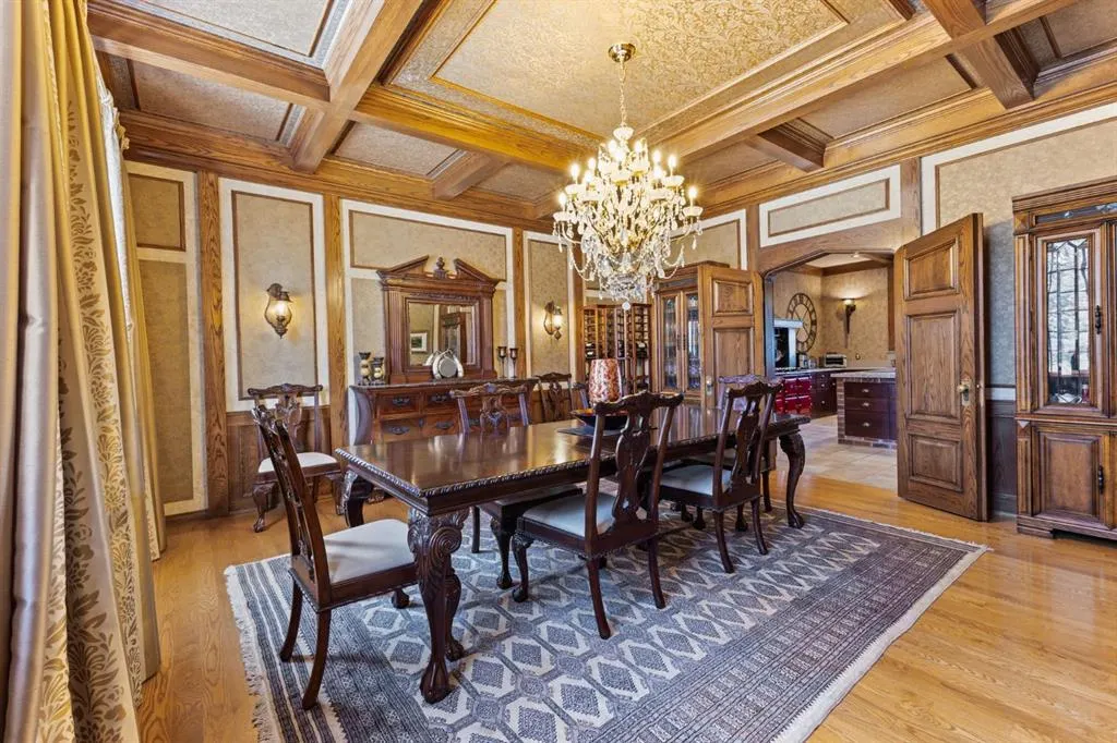 290142 Parkins Road W, #100