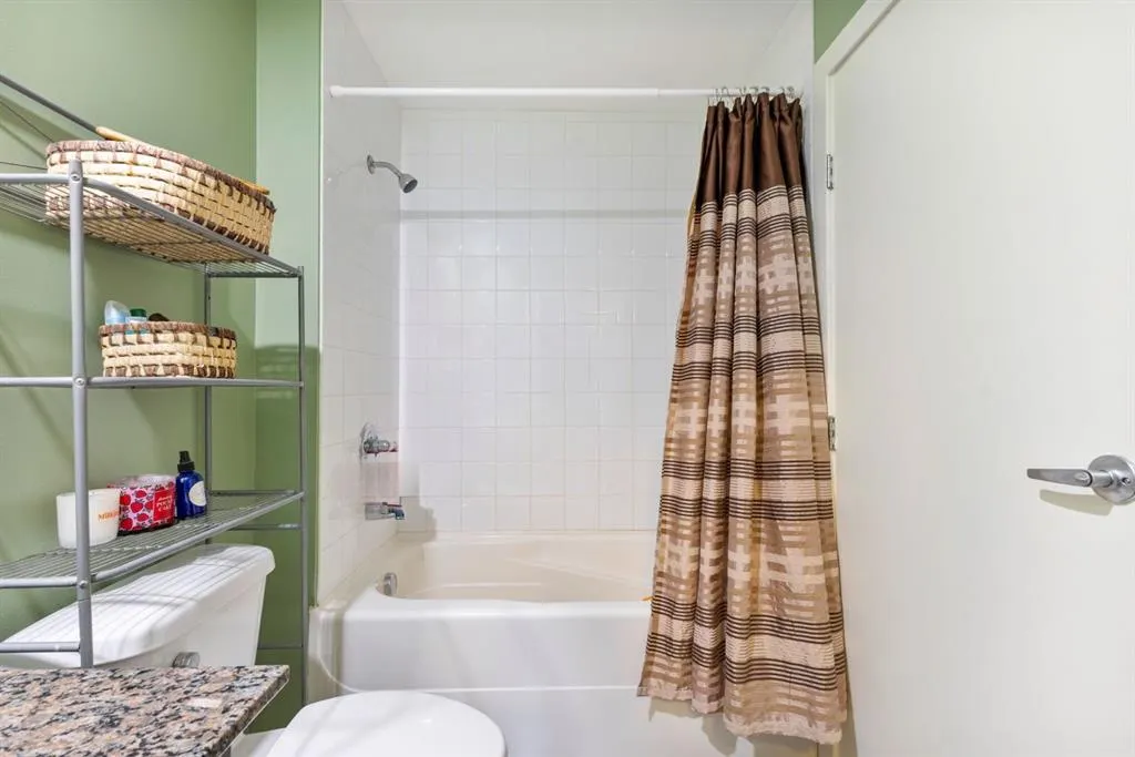 955 McPherson Road NE, #323
