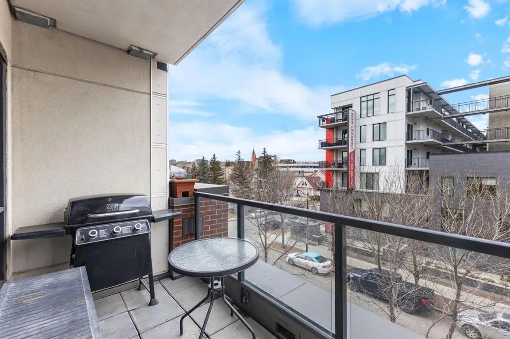 955 McPherson Road NE, #323