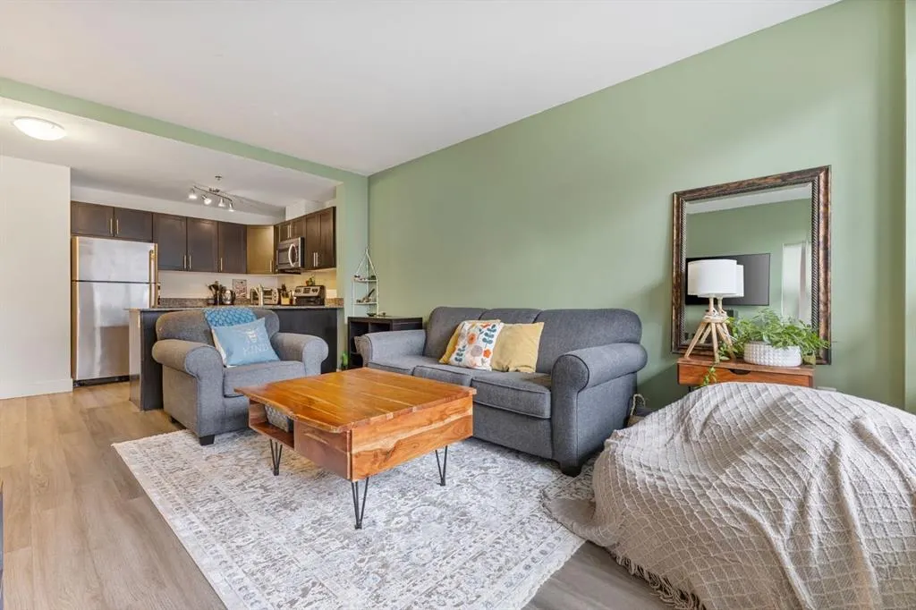 955 McPherson Road NE, #323