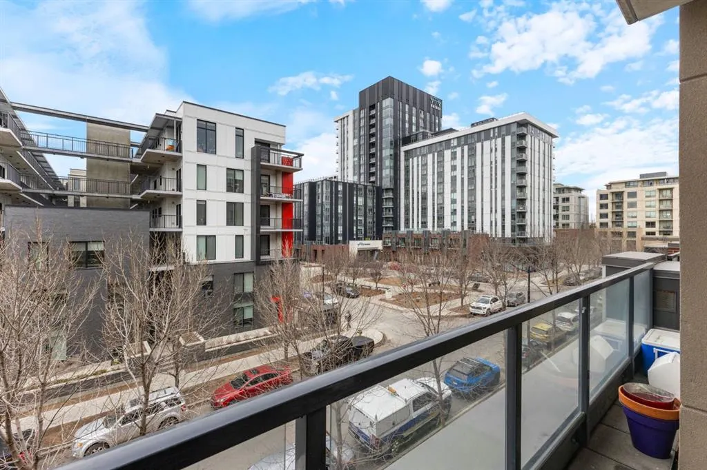 955 McPherson Road NE, #323