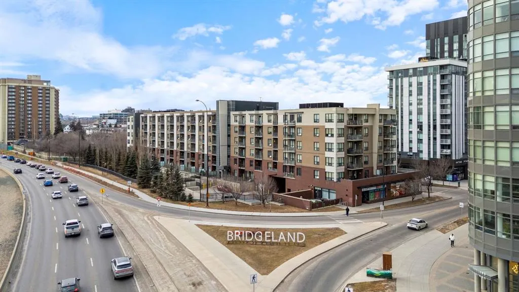 955 McPherson Road NE, #323