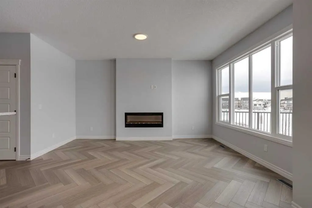 356 Cornerbrook Road NE