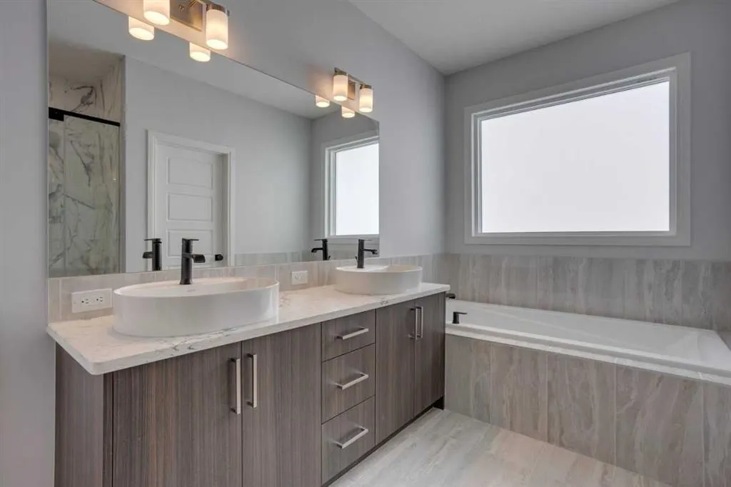 356 Cornerbrook Road NE