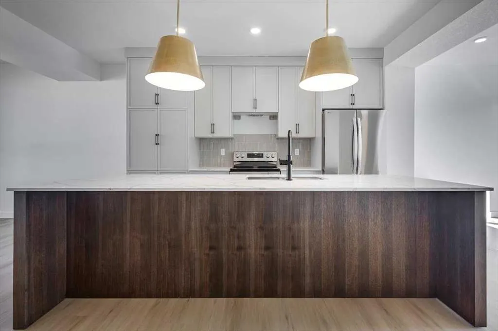 26 Inglis Crescent