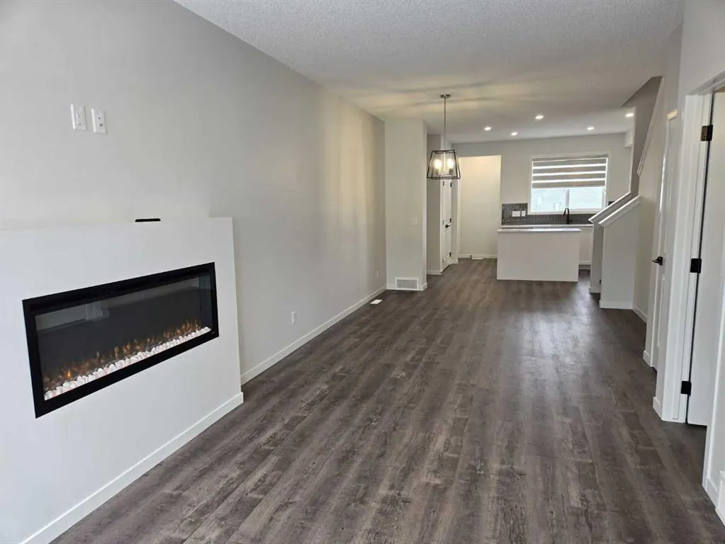 90 Aquila Drive NW