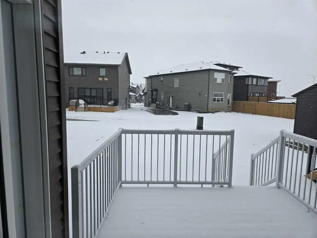 90 Aquila Drive NW